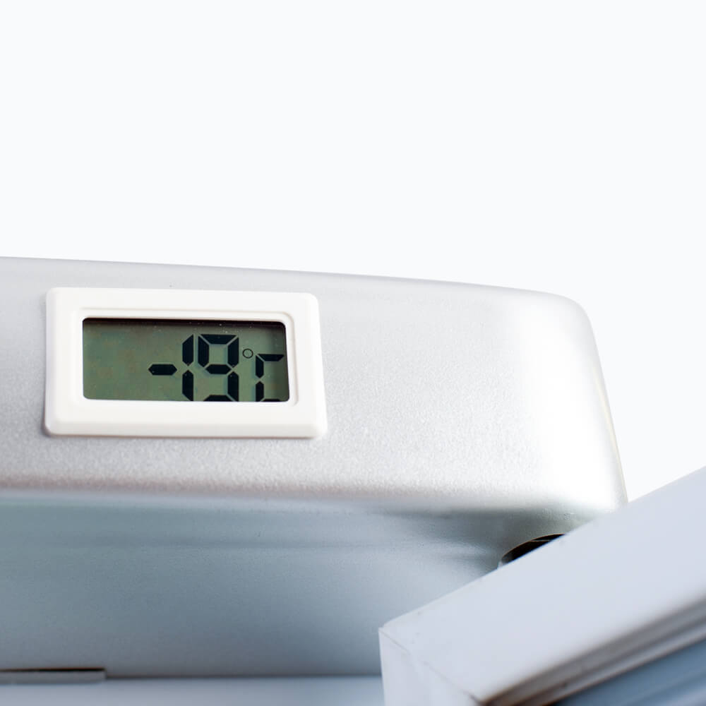 Bromic UF0374S-NR Flat Glass Door 300L Upright Display Freezer 3 Bromic UF0374S-NR Flat Glass Door 300L Upright Display Freezer - Image 3