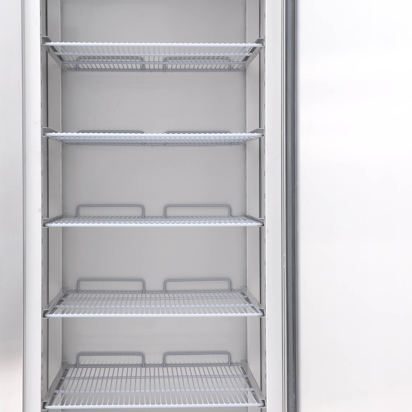 Bromic UF0650SDF-NR Upright Storage Freezer Stainless Steel - 650 Litre 5 Bromic UF0650SDF-NR Upright Storage Freezer Stainless Steel - 650 Litre - Image 5