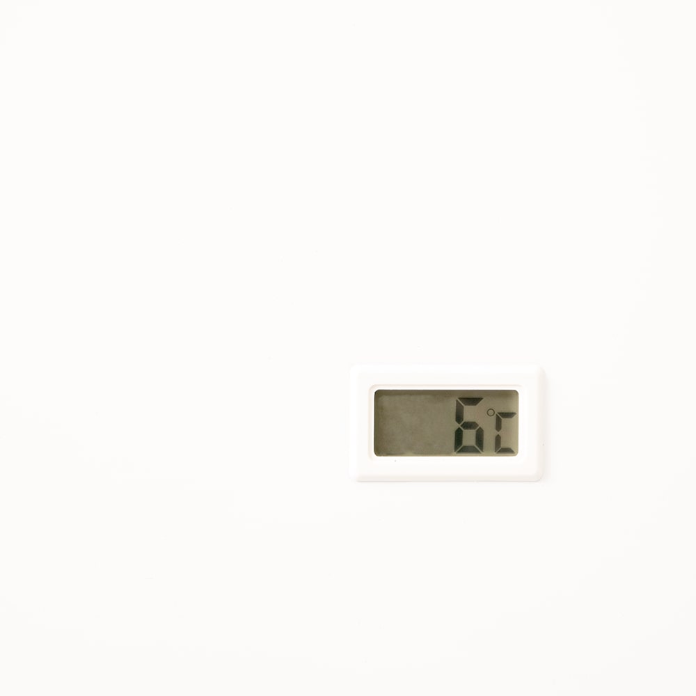 Bromic CF0400ATCG-NR Chest Freezer Angled Glass Top 352L 1298mm Wide 9 Bromic CF0400ATCG-NR Chest Freezer Angled Glass Top 352L 1298mm Wide - Image 9