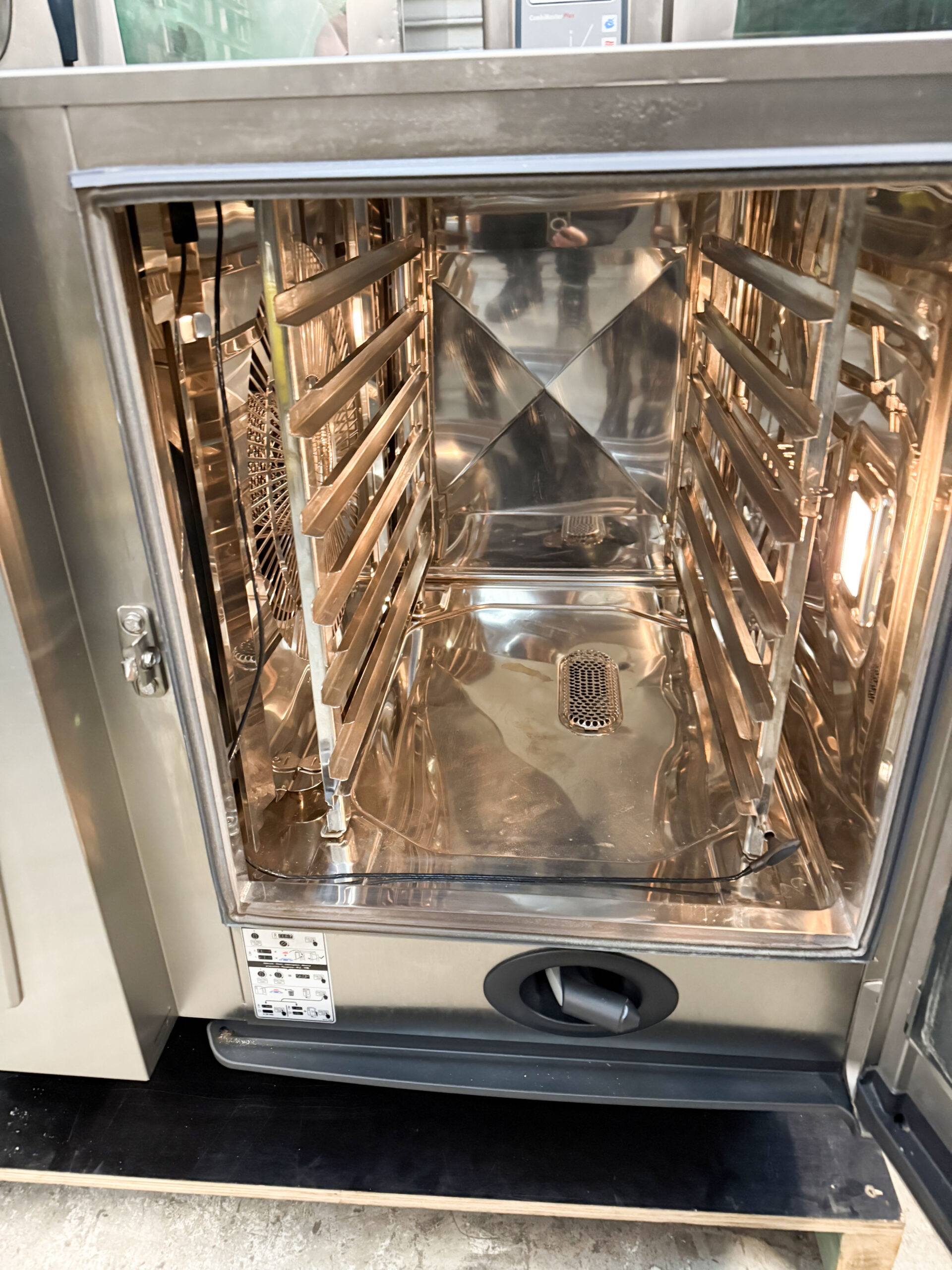 Rational CMP61G Combi Master Plus Lpg Gas Combi Oven 5 Rational CMP61G Combi Master Plus Lpg Gas Combi Oven - Image 5